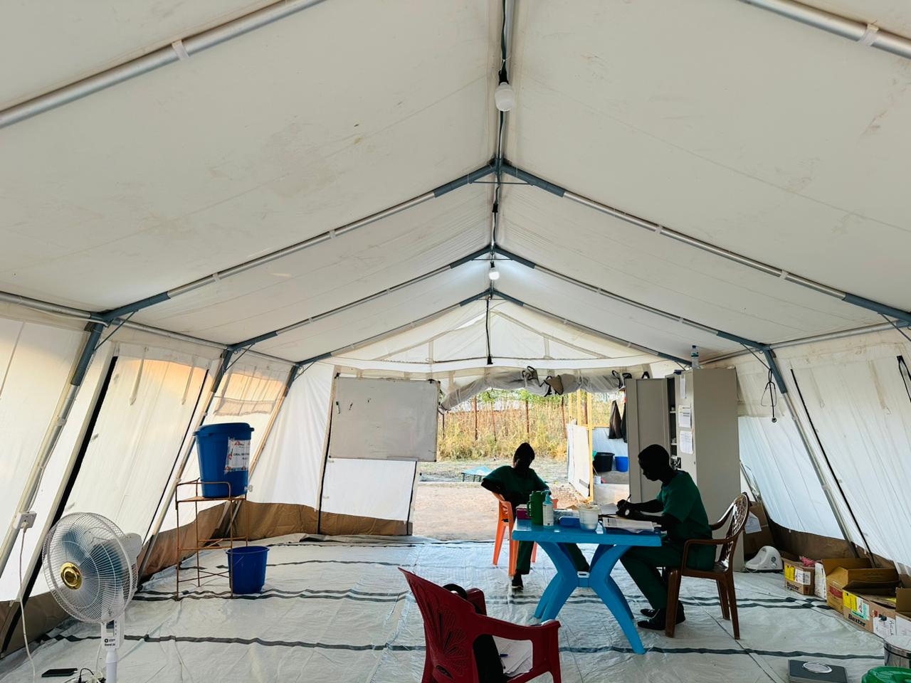 MSF staff provide vital care inside the Cholera Treatment Unit at Renk Hospital, treating patients affected by the cholera outbreak. So far, 45 patients have been treated.