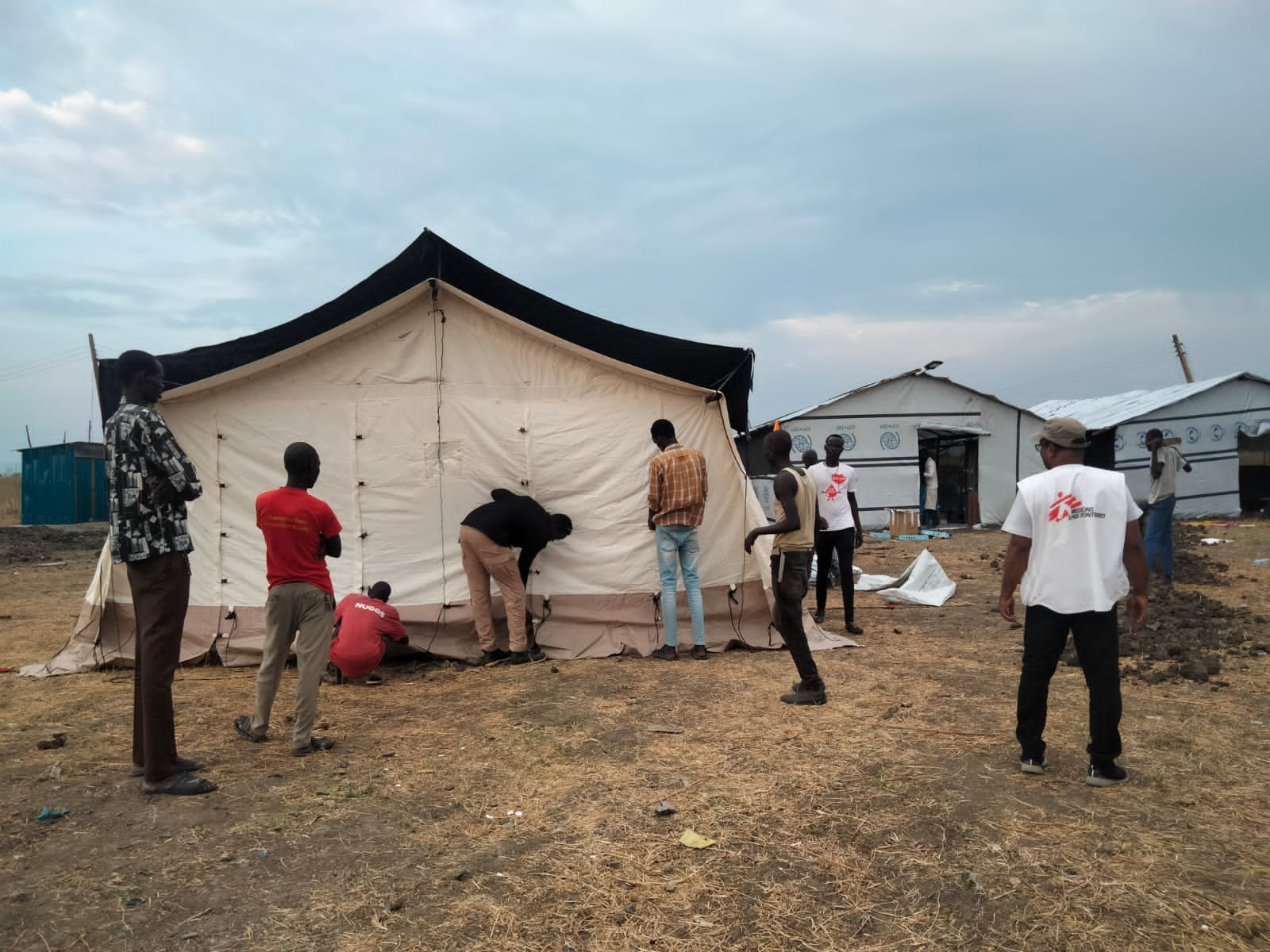 Setting up a A 36-bed cholera treatment center, with the capacity to scale up to 100 beds, is now operational in Assosa, 10km from Malakal Town Hospital.