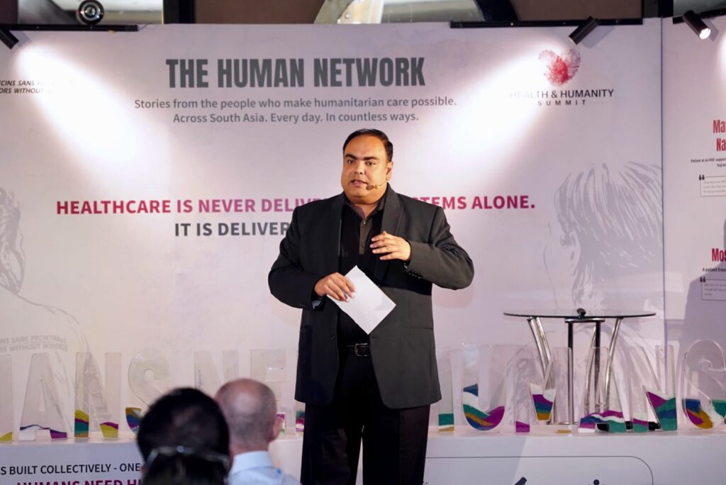 Imtiaz Wadud from Bangladesh, part of MSF's International Mobile Staff, delivers one of the spotlight talks at the event.