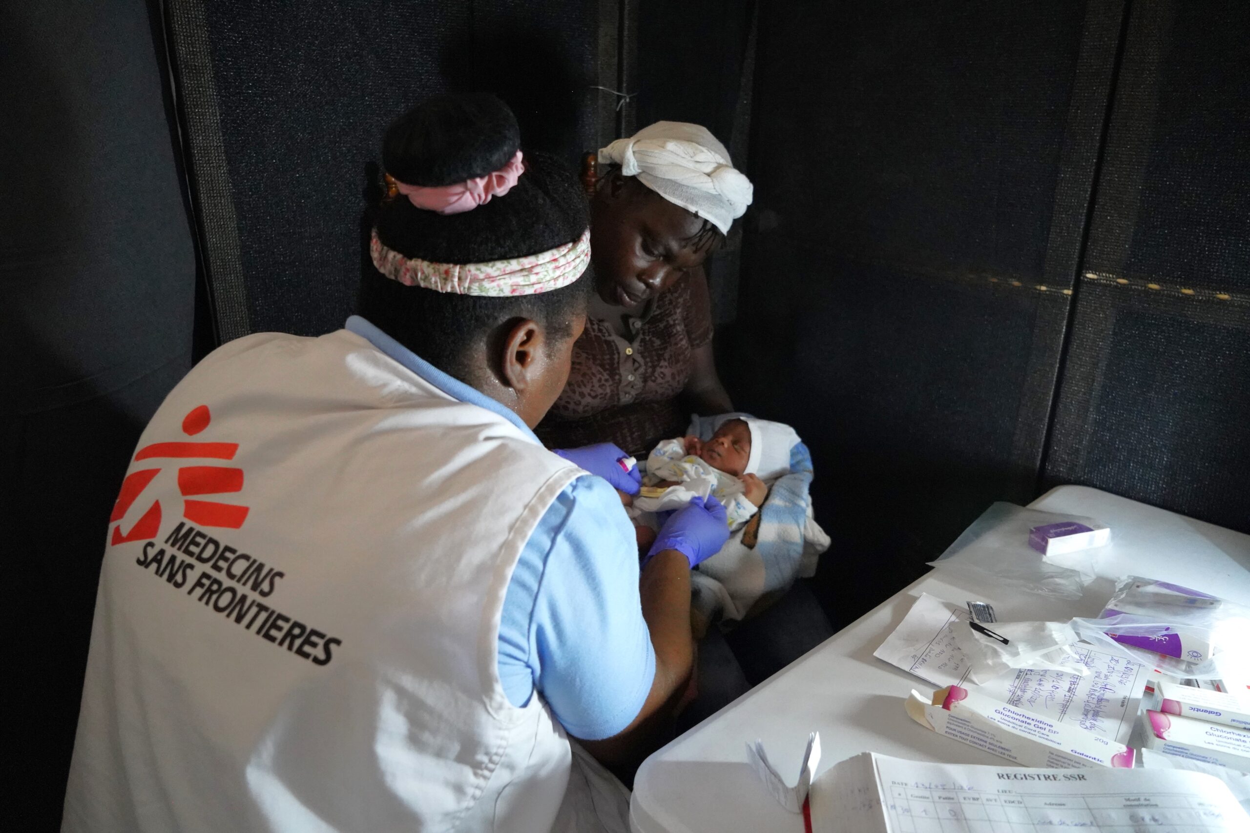 Haiti: MSF warns of a surge in violence in Port-au-Prince and calls for civilians and medical facilities to be spared